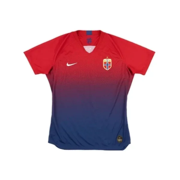 2019 Women's Norway Home Kit (M)